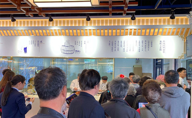 萬酥脆烤鴨到店(diàn)顧客