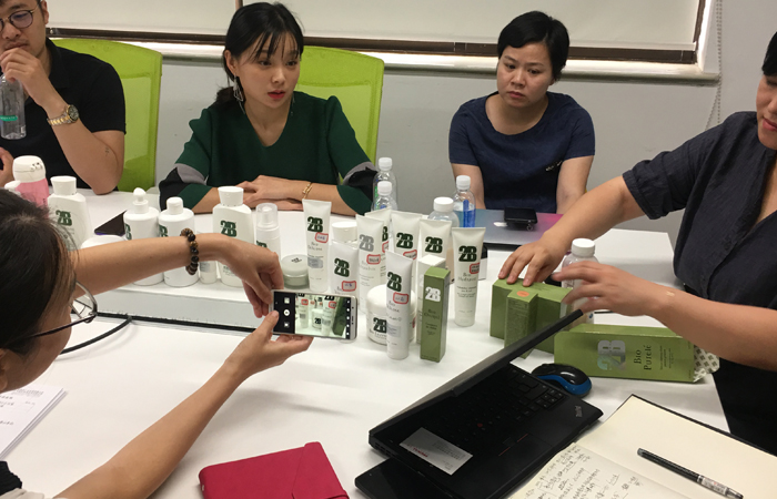 化妝品品牌策劃公(gōng)司的品牌營銷策略有(yǒu)哪些？