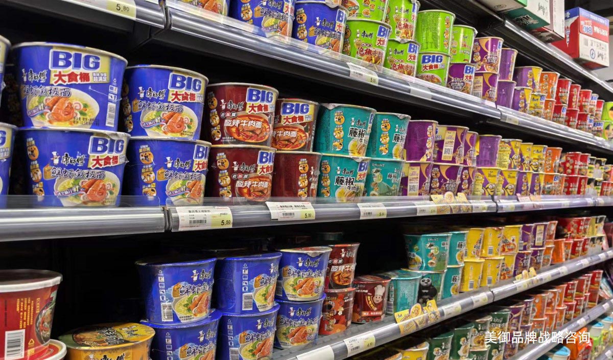美禦品牌策劃深度分(fēn)析方便面品牌年輕戰略的重要性