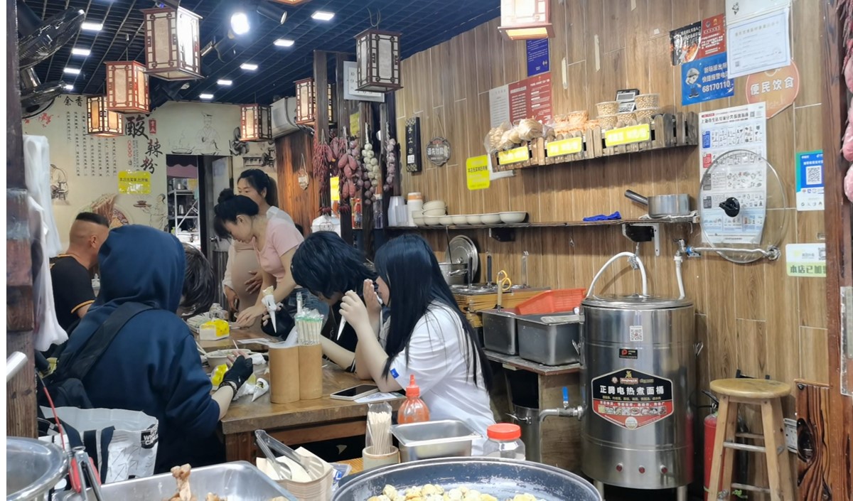 美禦品牌策劃對傳統餐飲行業快餐店(diàn)營銷策劃市場分(fēn)析